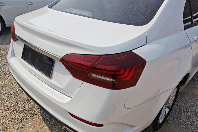 Used Geely Auto Emgrand 2021 UP 1.5L CVT Comfort Model Exterior 3