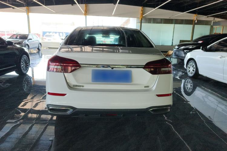 Used Geely Auto Emgrand 2021 UP 1.5L Manual Comfort Model Exterior 3