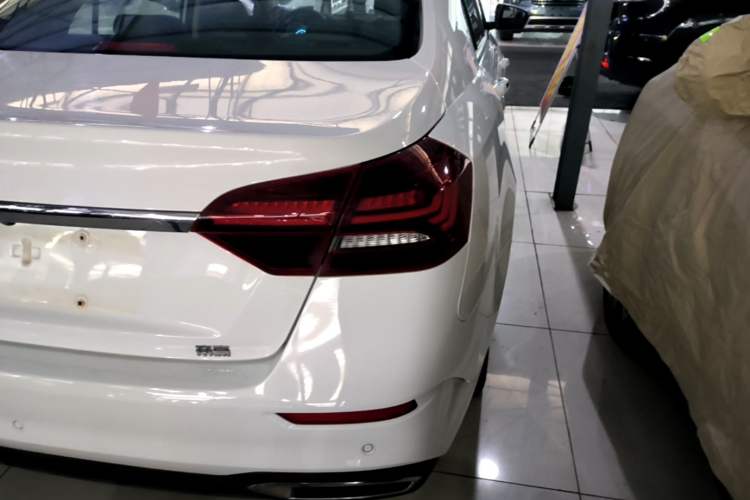 Used Geely Auto Emgrand 2021 UP 1.5L CVT Luxury Model Exterior 3