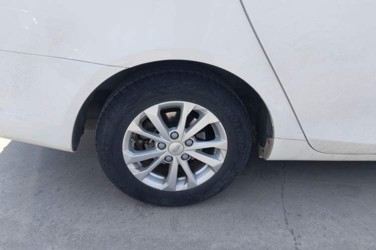 Used Geely Auto Emgrand 2021 UP 1.5L CVT Comfort Model Exterior 3