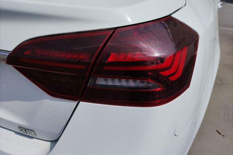 Used Geely Auto Emgrand 2021 UP 1.5L Manual Comfort Model Exterior 3