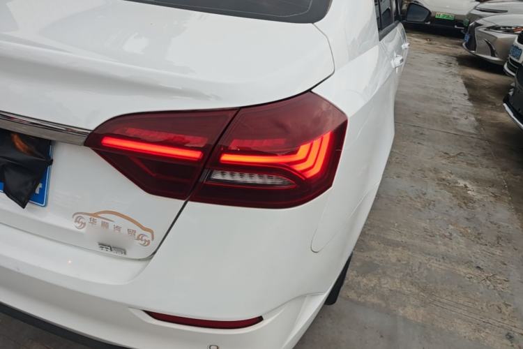 Used Geely Auto Emgrand 2021 UP 1.5L CVT Luxury Model Exterior 3