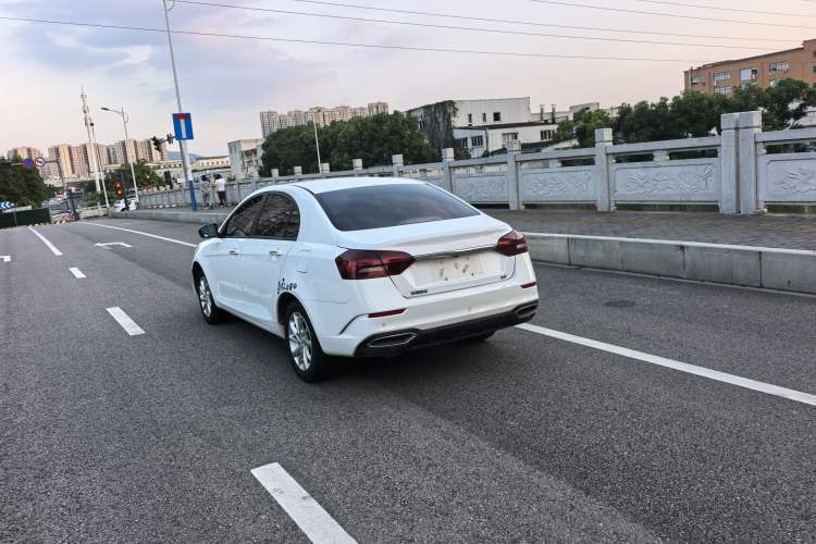 Used Geely Auto Emgrand 2021 UP 1.5L Manual Luxury Model Exterior 4