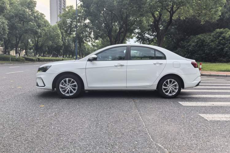 Used Geely Auto Emgrand 2021 UP 1.5L CVT Luxury Model Exterior 4