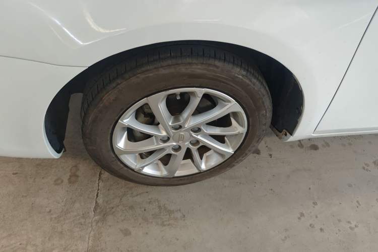 Used Geely Auto Emgrand 2021 UP 1.5L CVT Luxury Model Exterior 4