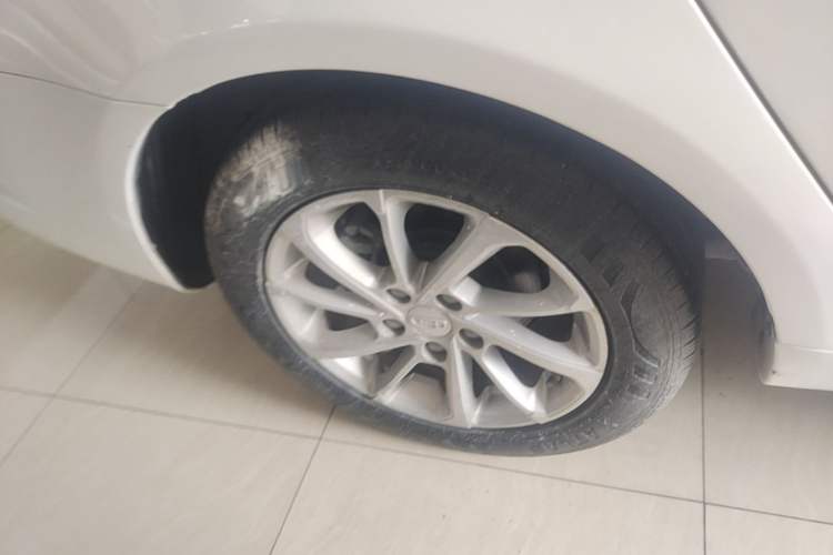 Used Geely Auto Emgrand 2021 UP 1.5L CVT Luxury Model Exterior 5