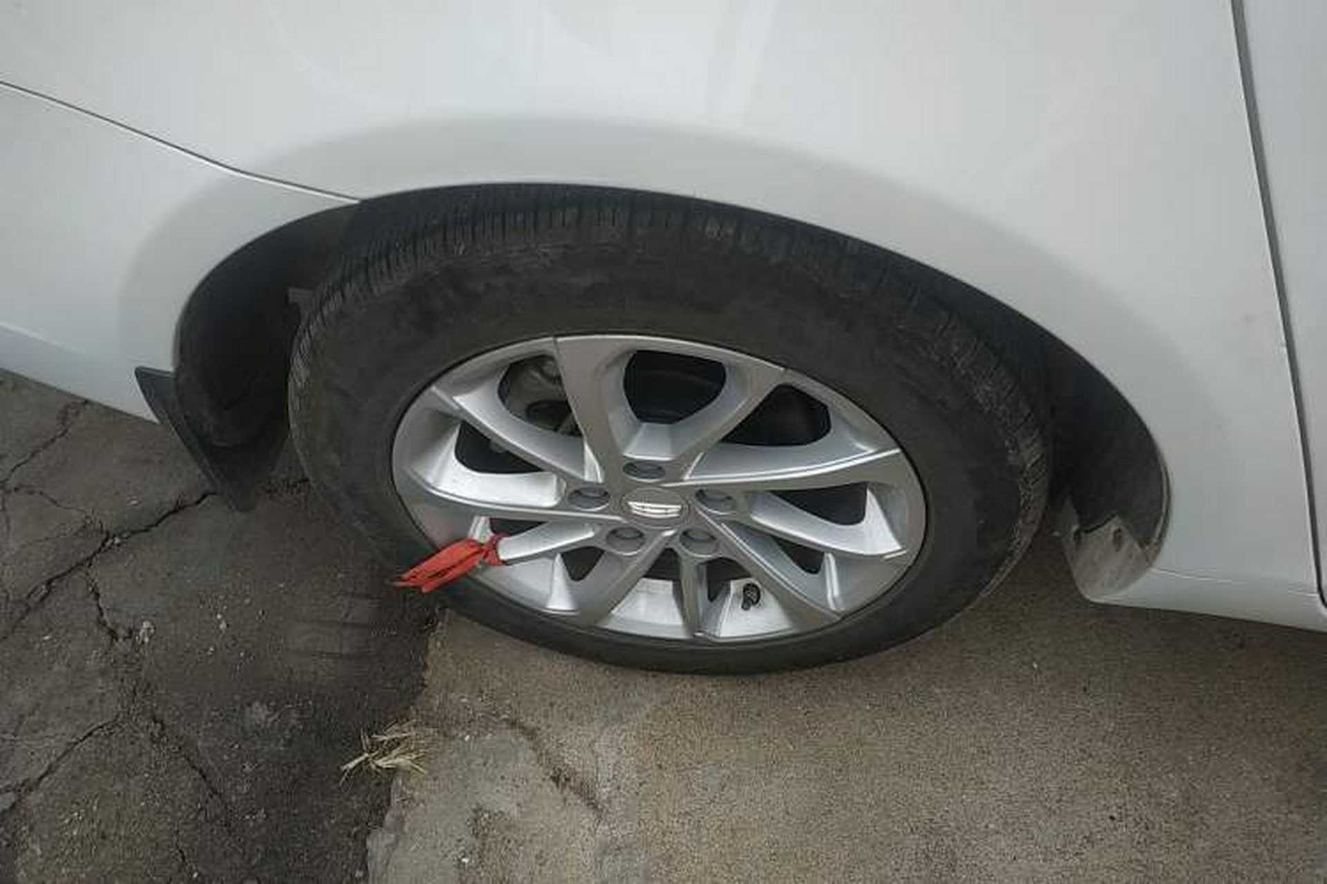 Used Geely Auto Emgrand 2021 UP 1.5L CVT Advanced Edition Exterior 5