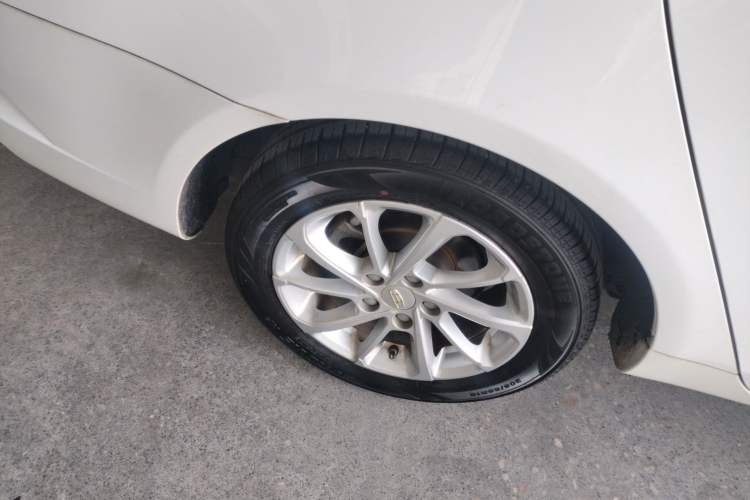 Used Geely Auto Emgrand 2021 UP 1.5L CVT Advanced Edition Exterior 5