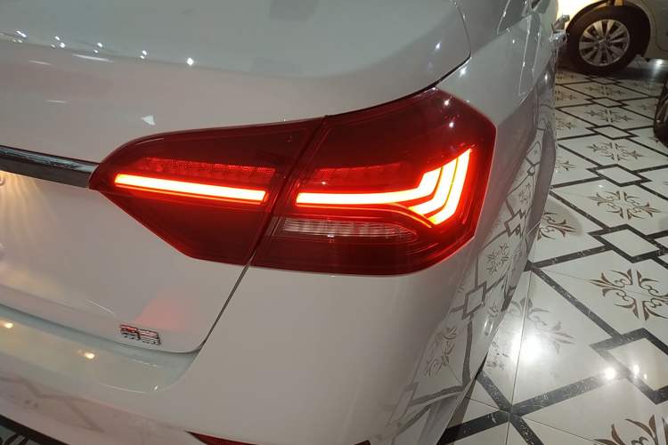 Used Geely Auto Emgrand 2021 UP 1.5L CVT Comfort Model Exterior 6
