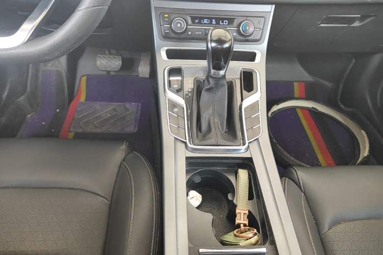 Used Geely Auto Emgrand 2021 UP 1.5L CVT Luxury Model Gear Lever