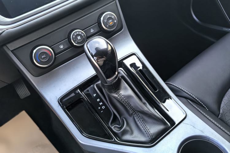 Used Geely Auto Emgrand 2021 UP 1.5L CVT Comfort Model Gear Lever