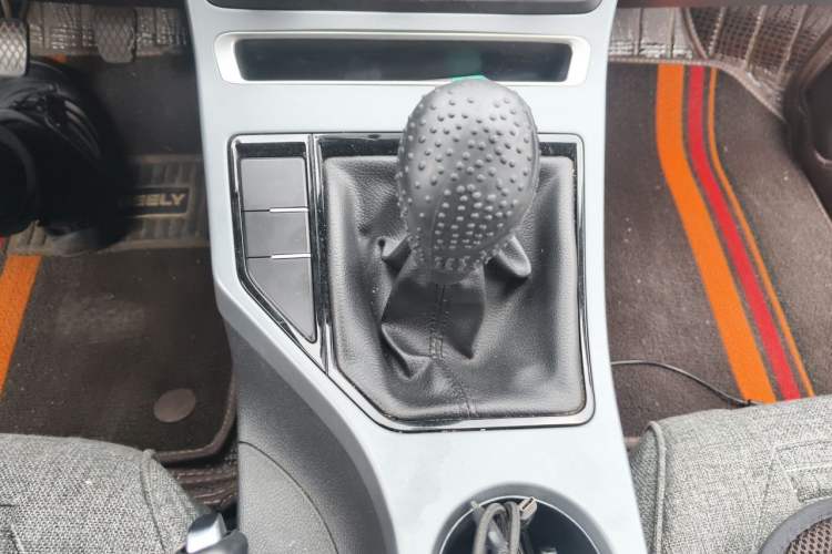 Used Geely Auto Emgrand 2021 UP 1.5L Manual Comfort Model Gear Lever