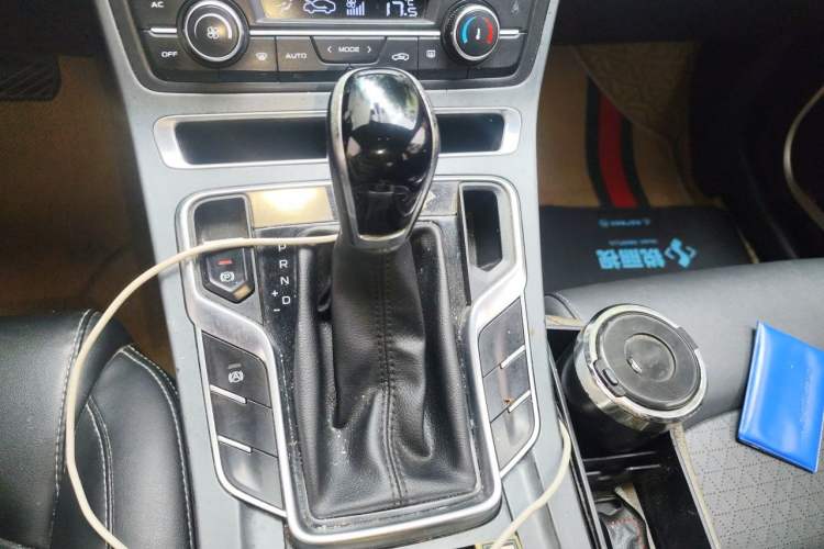 Used Geely Auto Emgrand 2021 UP 1.5L CVT Advanced Edition Gear Lever