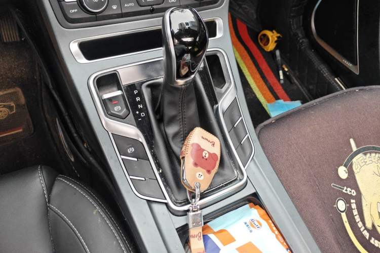 Used Geely Auto Emgrand 2021 UP 1.5L CVT Advanced Edition Gear Lever