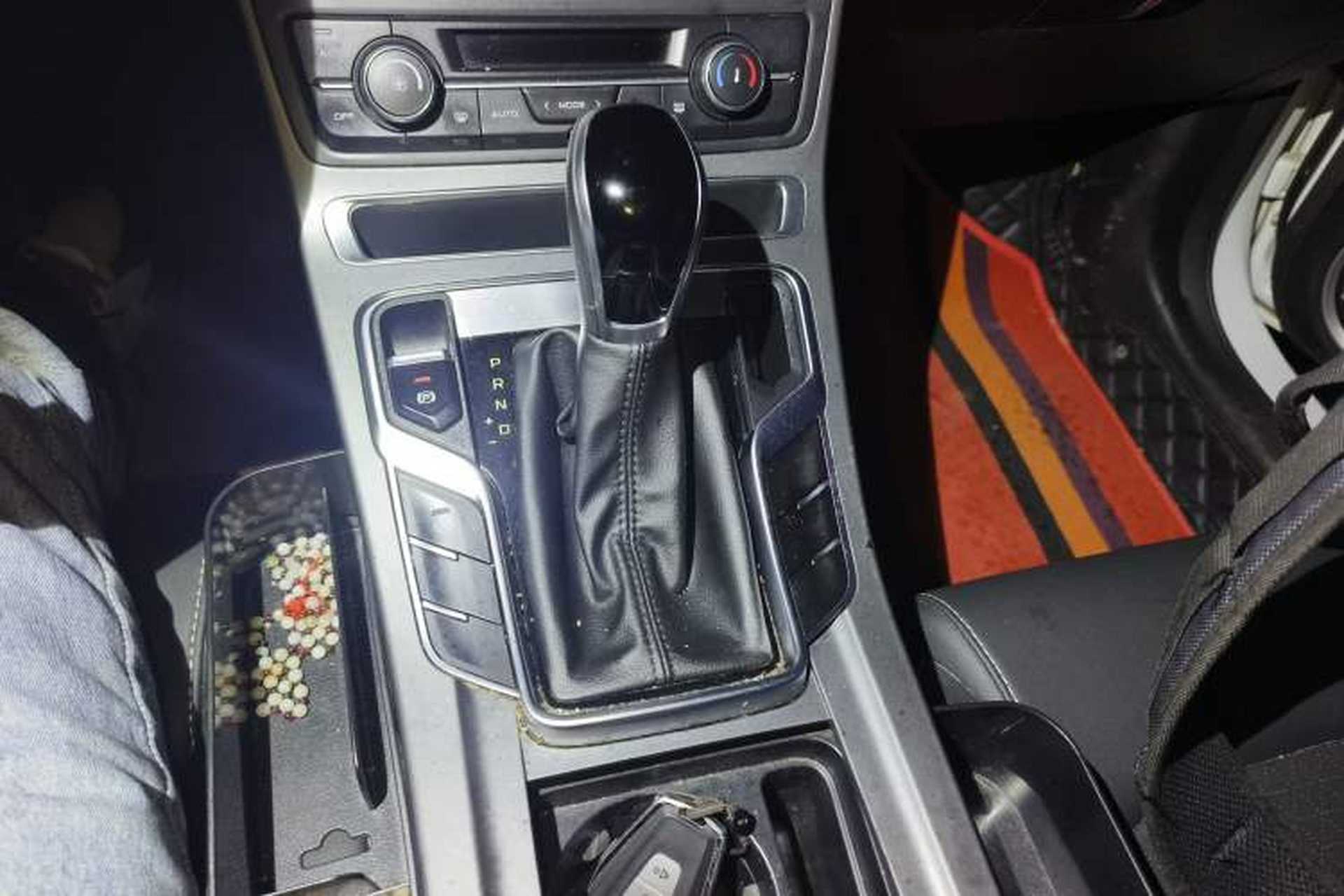 Used Geely Auto Emgrand 2021 UP 1.5L CVT Advanced Edition Gear Lever