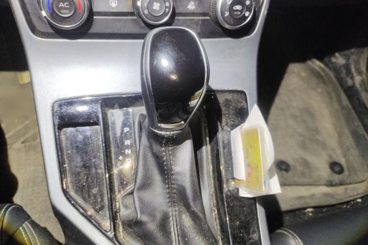 Used Geely Auto Emgrand 2021 UP 1.5L CVT Comfort Model Gear Lever