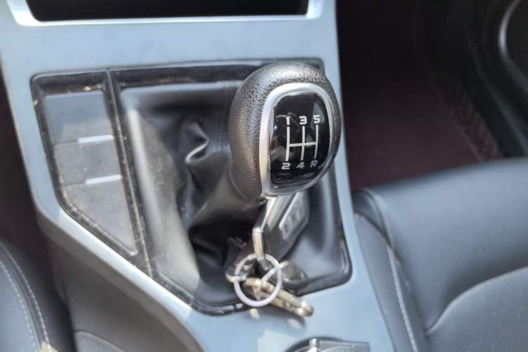 Used Geely Auto Emgrand 2021 UP 1.5L Manual Luxury Model Gear Lever