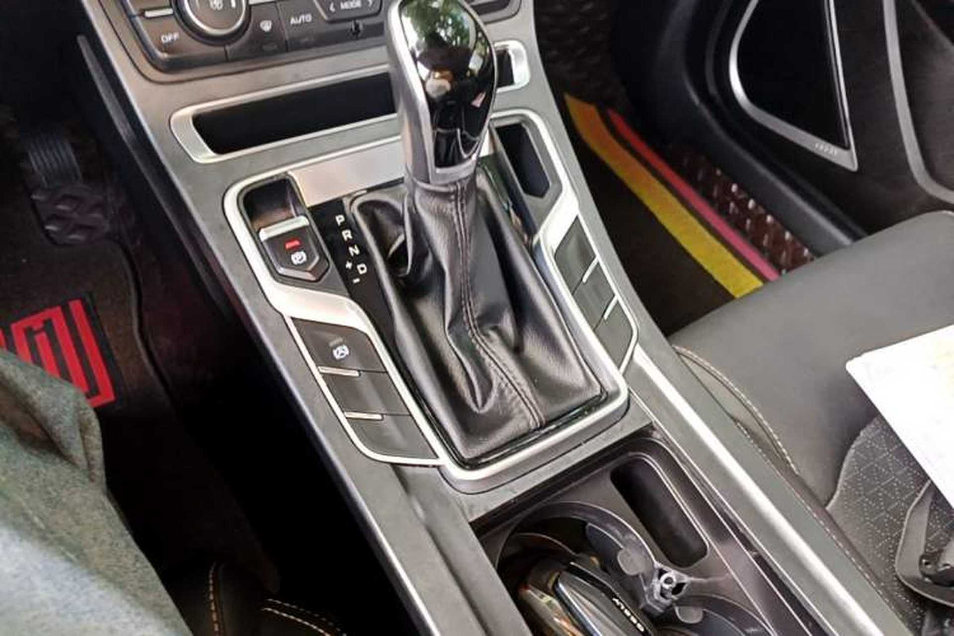 Used Geely Auto Emgrand 2021 UP 1.5L CVT Luxury Model Gear Lever