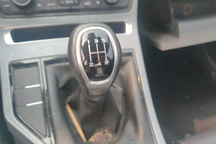 Used Geely Auto Emgrand 2021 UP 1.5L Manual Luxury Model Gear Lever