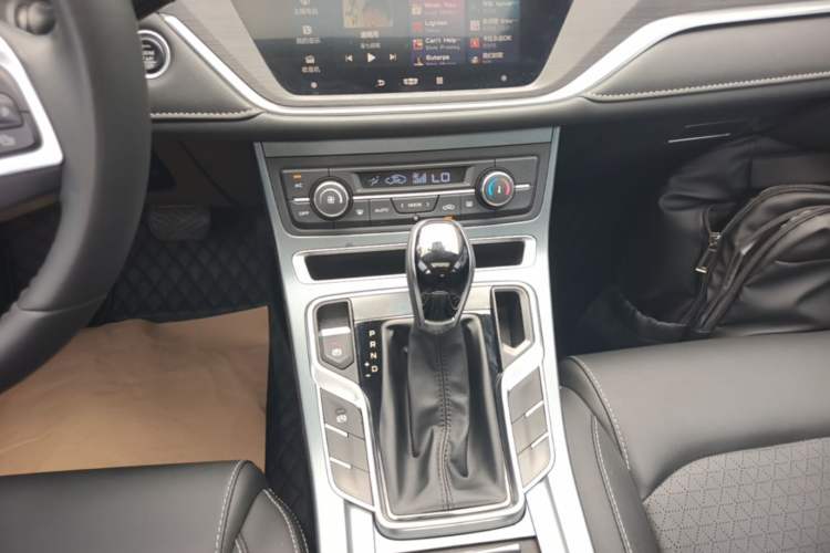 Used Geely Auto Emgrand 2021 UP 1.5L CVT Advanced Edition Gear Lever