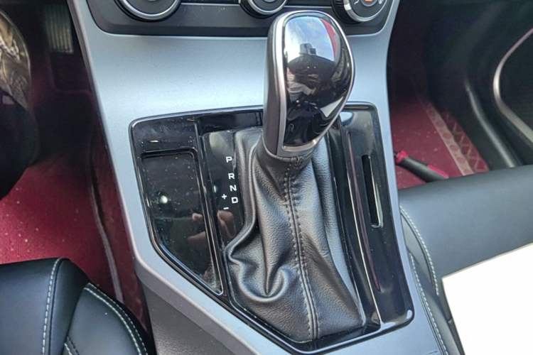 Used Geely Auto Emgrand 2021 UP 1.5L CVT Comfort Model Gear Lever