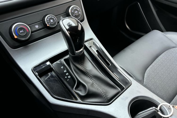 Used Geely Auto Emgrand 2021 UP 1.5L CVT Comfort Model Gear Lever