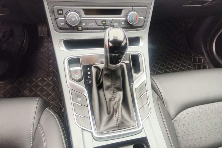 Used Geely Auto Emgrand 2021 UP 1.5L CVT Luxury Model Gear Lever