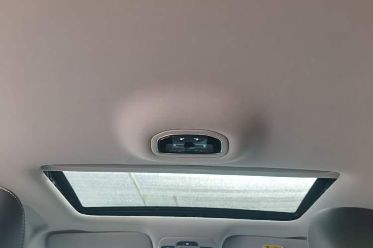 Used Geely Auto Emgrand 2021 UP 1.5L CVT Luxury Model Headliner