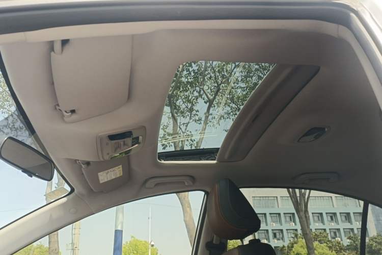 Used Geely Auto Emgrand 2021 UP 1.5L CVT Advanced Edition Headliner