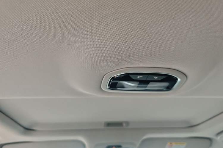 Used Geely Auto Emgrand 2021 UP 1.5L Manual Luxury Model Headliner