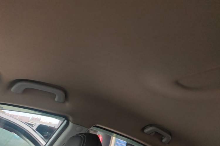 Used Geely Auto Emgrand 2021 UP 1.5L Manual Comfort Model Headliner