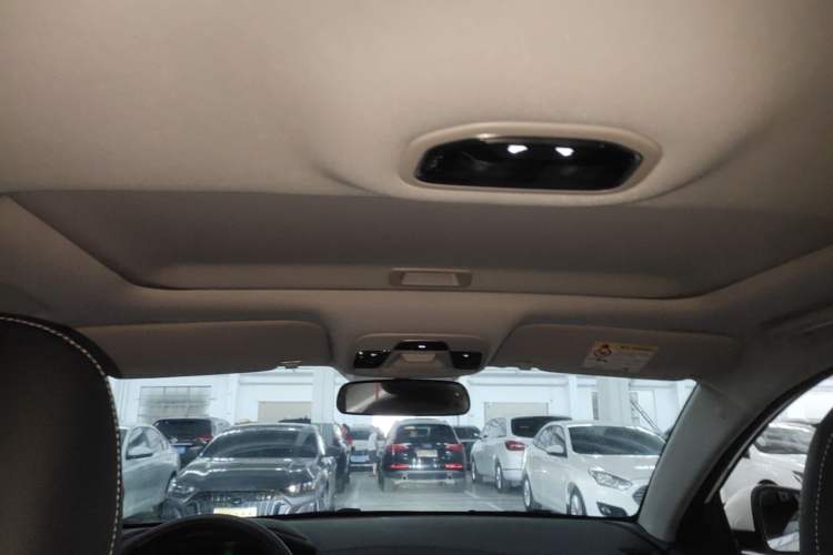 Used Geely Auto Emgrand 2021 UP 1.5L Manual Luxury Model Headliner