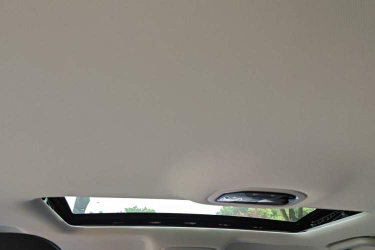 Used Geely Auto Emgrand 2021 UP 1.5L CVT Luxury Model Headliner