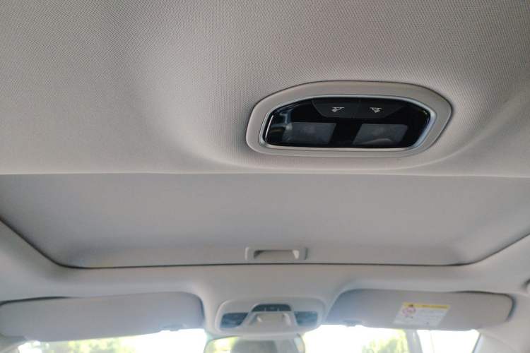 Used Geely Auto Emgrand 2021 UP 1.5L CVT Luxury Model Headliner