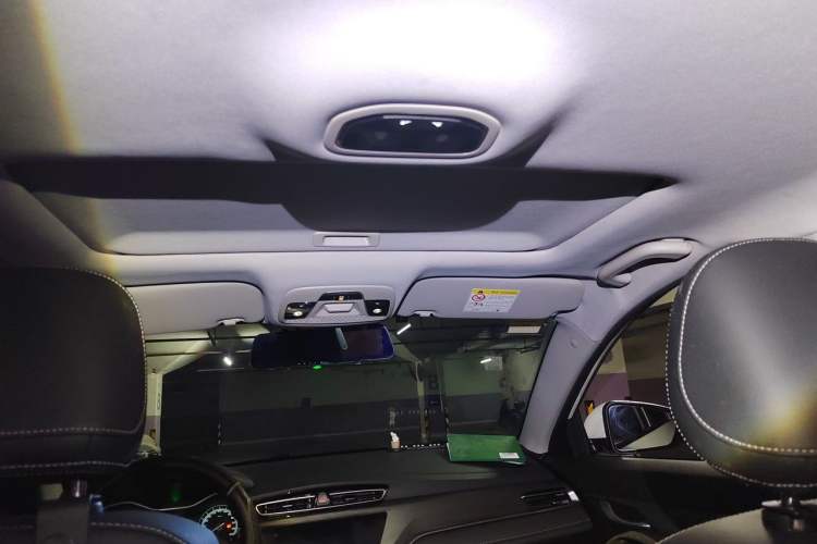 Used Geely Auto Emgrand 2021 UP 1.5L CVT Luxury Model Headliner