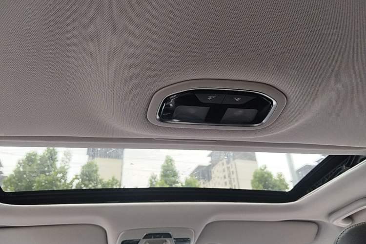 Used Geely Auto Emgrand 2021 UP 1.5L CVT Luxury Model Headliner