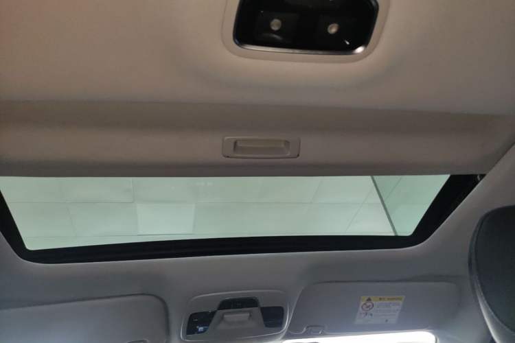 Used Geely Auto Emgrand 2021 UP 1.5L CVT Luxury Model Headliner
