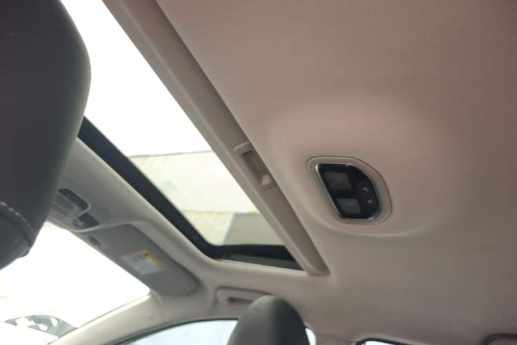 Used Geely Auto Emgrand 2021 UP 1.5L CVT Advanced Edition Headliner