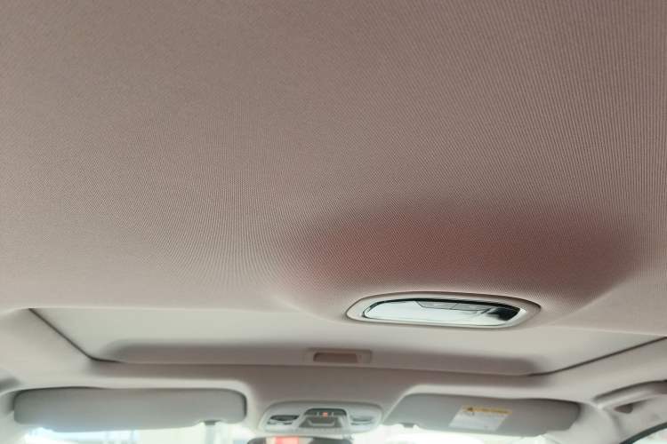 Used Geely Auto Emgrand 2021 UP 1.5L CVT Luxury Model Headliner