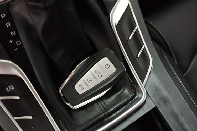 Used Geely Auto Emgrand 2021 UP 1.5L CVT Luxury Model Interior 1