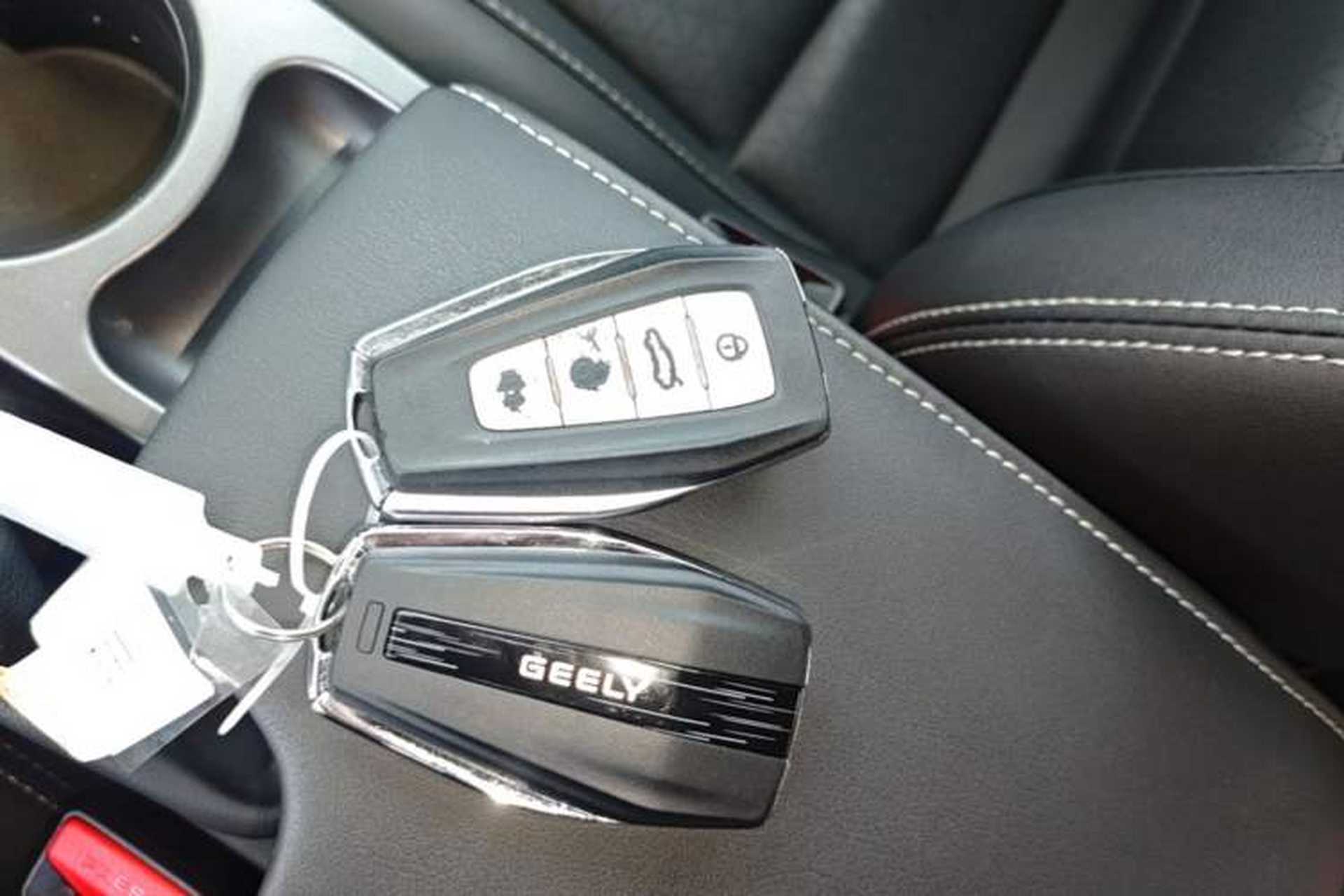 Used Geely Auto Emgrand 2021 UP 1.5L Manual Luxury Model Interior 1