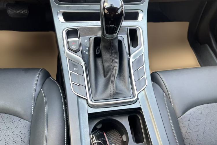 Used Geely Auto Emgrand 2021 UP 1.5L CVT Luxury Model Interior 2