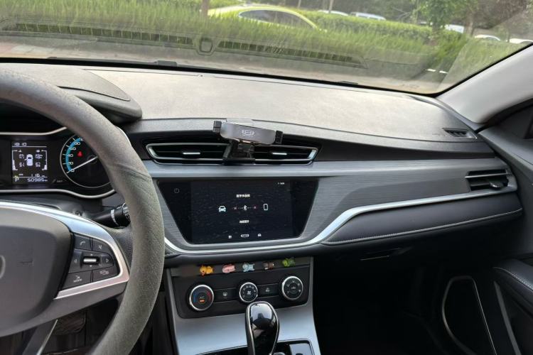 Used Geely Auto Emgrand 2021 UP 1.5L CVT Comfort Model Interior 2