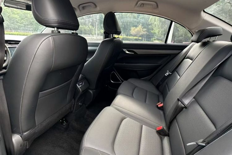 Used Geely Auto Emgrand 2021 UP 1.5L CVT Comfort Model Interior 3