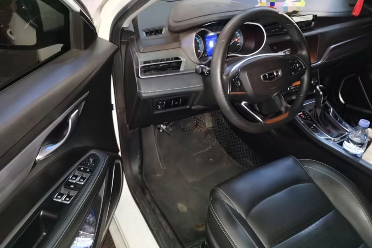 Used Geely Auto Emgrand 2021 UP 1.5L CVT Luxury Model Interior 3