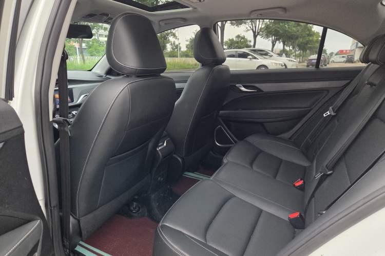 Used Geely Auto Emgrand 2021 UP 1.5L CVT Luxury Model Interior 3