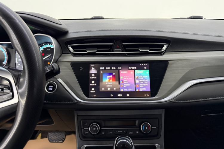 Used Geely Auto Emgrand 2021 UP 1.5L CVT Luxury Model Interior 3
