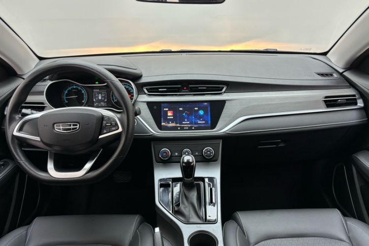 Used Geely Auto Emgrand 2021 UP 1.5L CVT Comfort Model Interior 3