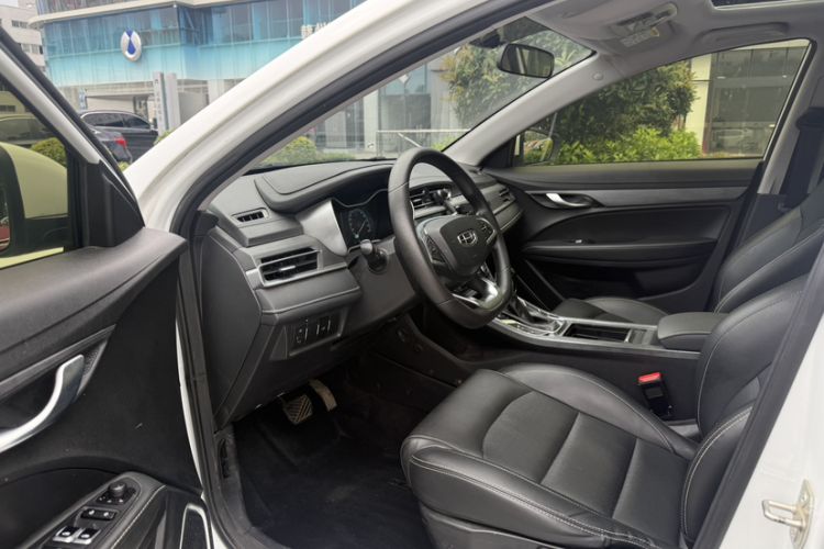 Used Geely Auto Emgrand 2021 UP 1.5L CVT Luxury Model Interior 4