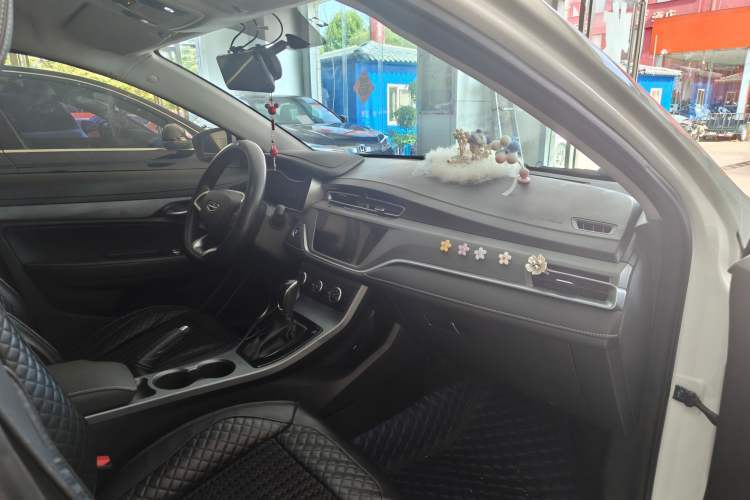 Used Geely Auto Emgrand 2021 UP 1.5L CVT Comfort Model Interior 4